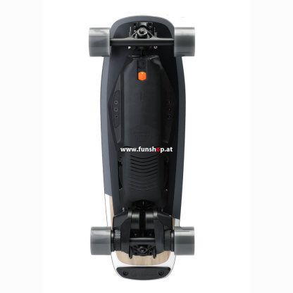 Boosted-Mini-X-electric-skateboard-small-fast-powerful-FunShop-vienna-austria-buy-test