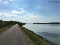 tulln-danube-cycle-Klosterneuburg-electric-unicycle-tour-Donaukanal-Donauinsel-Kingsong-KS18-FunShop-vienna-austria