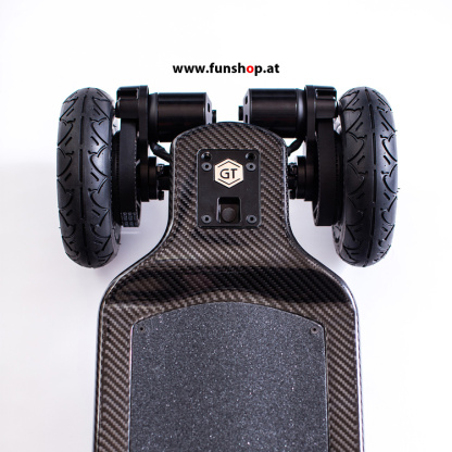 Evolve GT Carbon All Terrain elektrisches Skateboard hinten beim Experten für Elektromobilität im FunShop Wien testen und kaufen