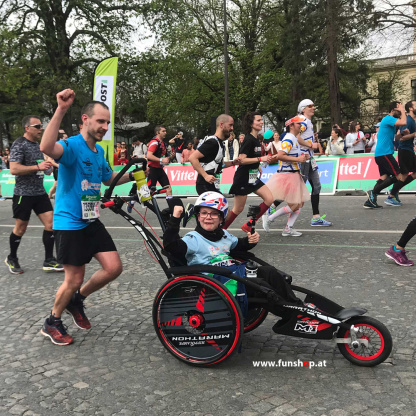 hippocampe-marathon-light-weight-wheel-chair-running-on-off-road-sport-funshop-vienna-austria