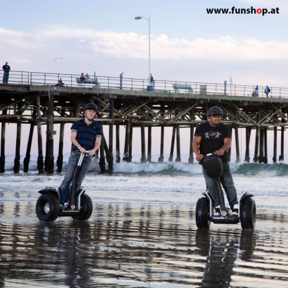 Original Segway x2 SE Personal Transporter am Strand beim Experten für Elektromobilität im FunShop Wien testen probefahren und kaufen