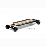 evolve-bamboo-carbon-gtr-street-all-terrain-electric-skateboard-10-years-funshop-vienna-austria