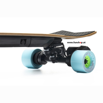 evolve-stoke-street-electric-skateboard-happy-blue-funshop-vienna-austria